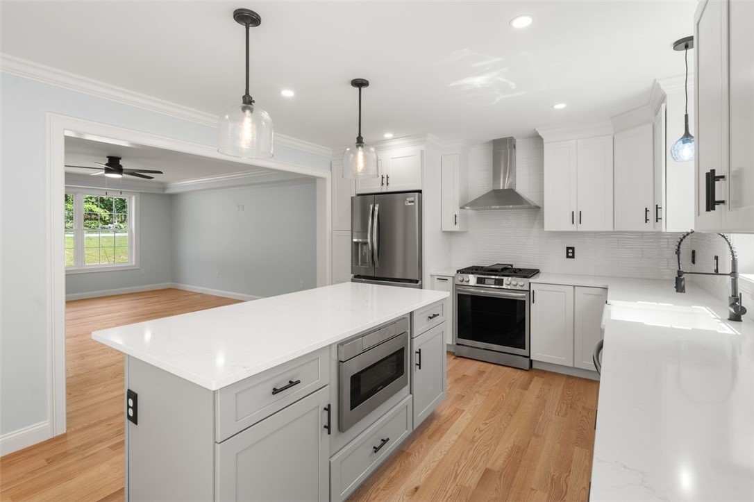 300 Tower Hill Road Cumberland, RI 02864 - Photo 9 of 43