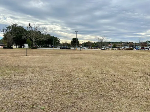 $699,000 | 2550 North Main Street, Gainesville, FL 32609