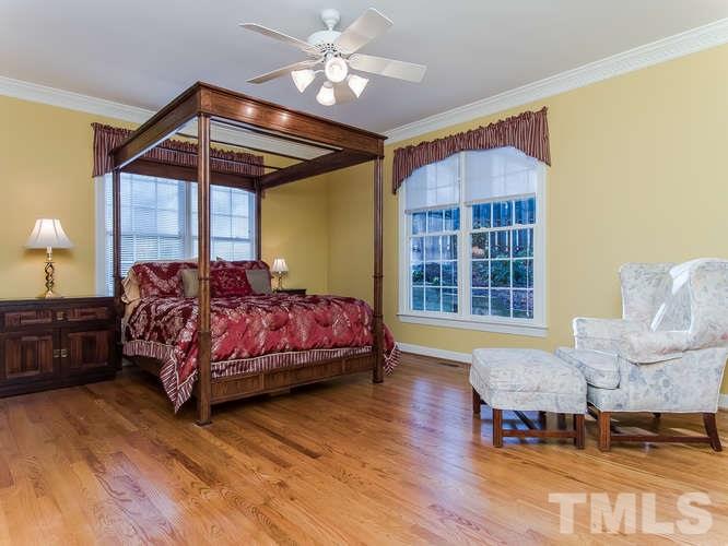 5117 Carter Street Raleigh, NC 27612 - Photo 12 of 25 Features a large walk in closet and a private full bath.