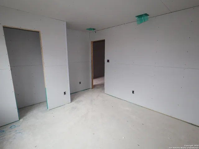 an empty room with a empty space