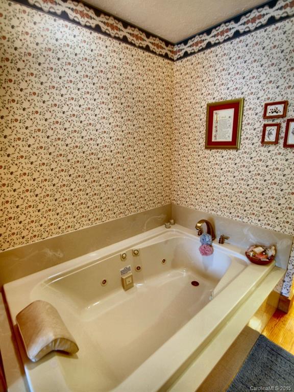 334 Chapel Point Road Lake Lure, NC 28746 - Photo 12 of 24 Gallery Image 12
