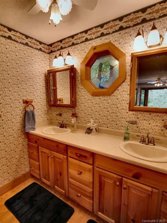 334 Chapel Point Road Lake Lure, NC 28746 - Photo 13 of 24 Gallery Image 13