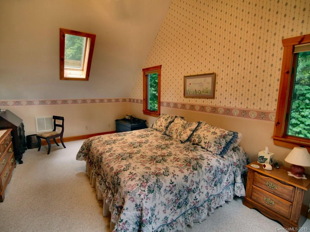 334 Chapel Point Road Lake Lure, NC 28746 - Photo 16 of 24 Gallery Image 16