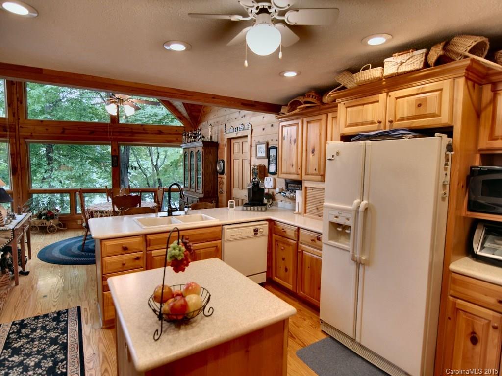 334 Chapel Point Road Lake Lure, NC 28746 - Photo 9 of 24 Gallery Image 9