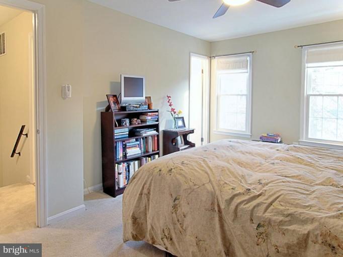8554 Tyrolean Way Springfield, VA 22153 - Photo 8 of 20 Master Bedroom - view 2