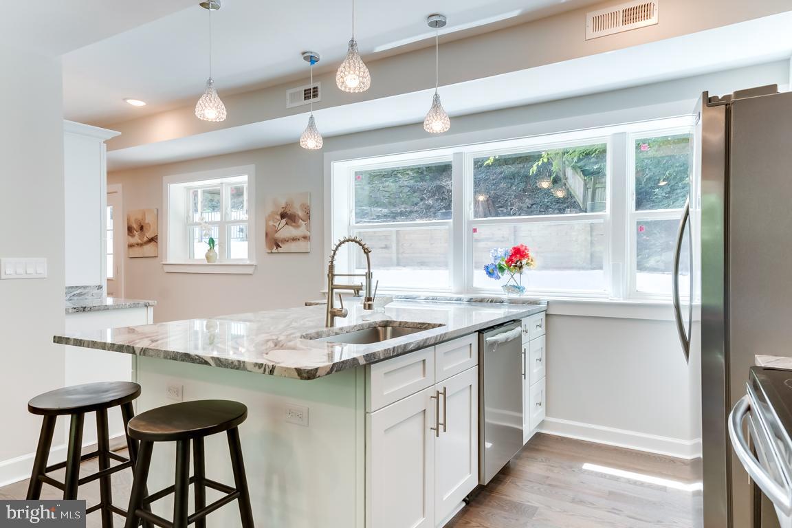 5457 Valley Road Baltimore, MD 21228 - Photo 18 of 62 Gallery Image 18