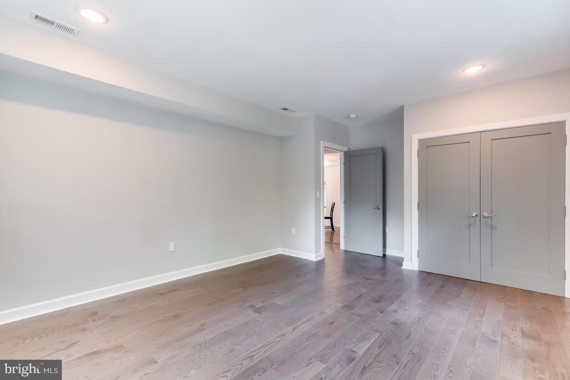 5457 Valley Road Baltimore, MD 21228 - Photo 29 of 62 Gallery Image 29