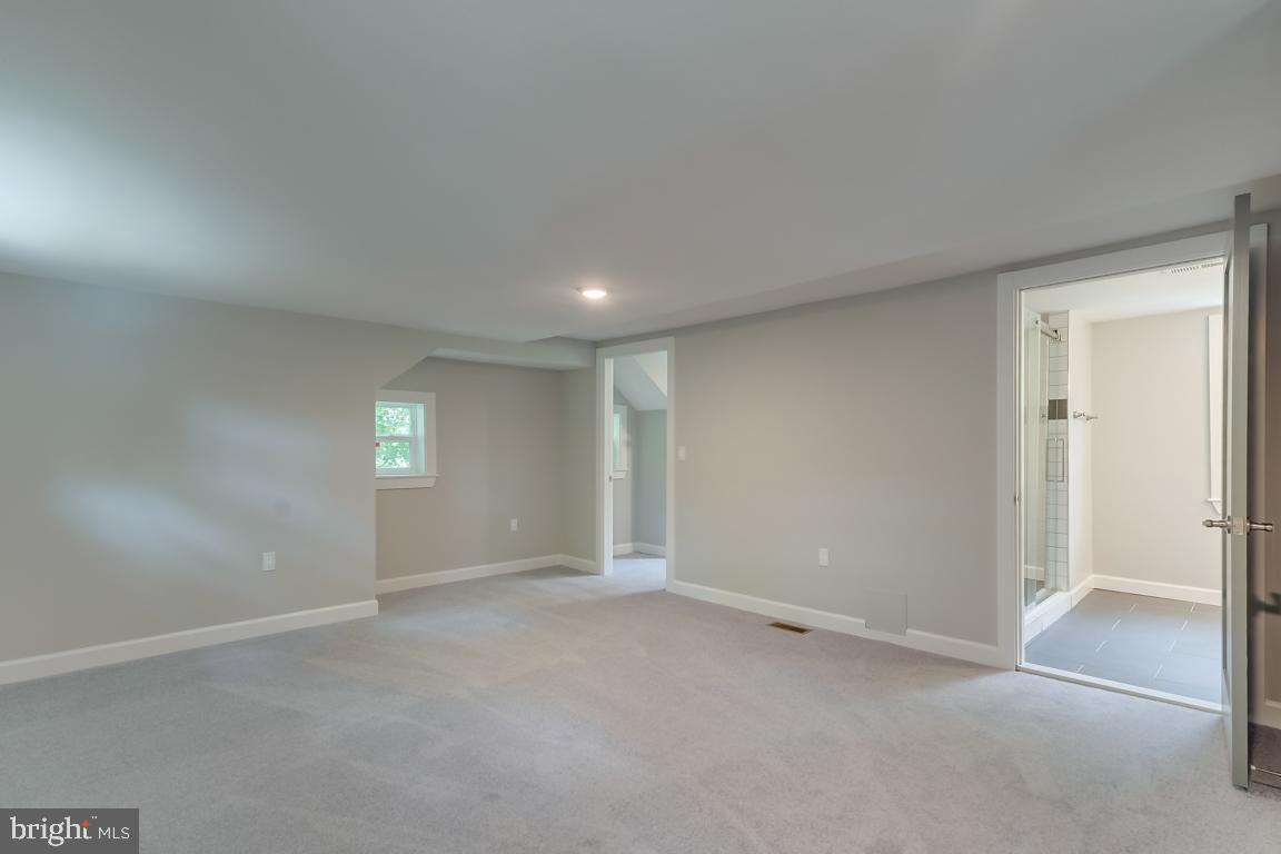 5457 Valley Road Baltimore, MD 21228 - Photo 40 of 62 Gallery Image 40