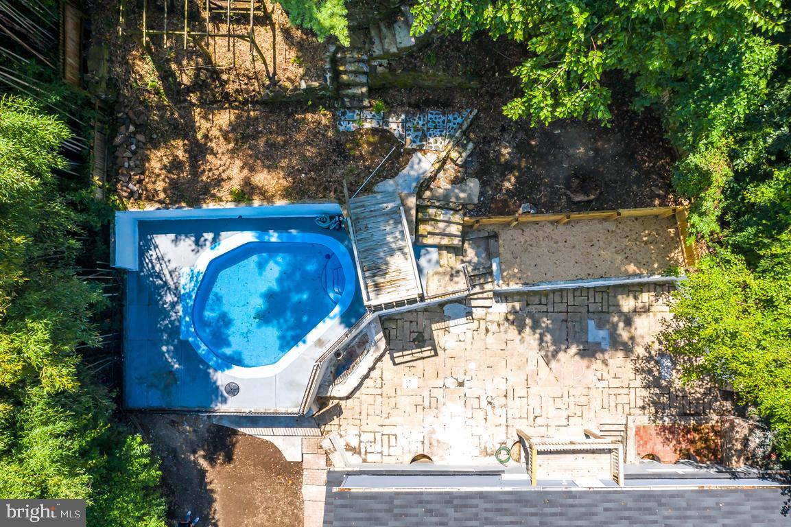 5457 Valley Road Baltimore, MD 21228 - Photo 6 of 62 Gallery Image 6