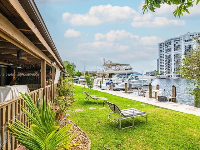 $950,000 | 429 Leslie Drive, Unit 429, Hallandale Beach, FL 33009