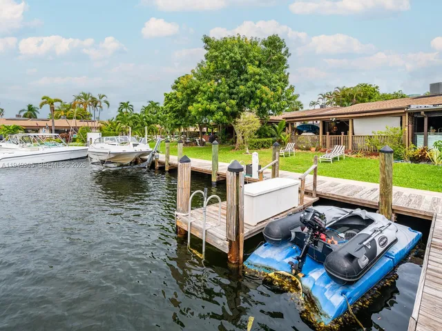 $950,000 | 429 Leslie Drive, Unit 429, Hallandale Beach, FL 33009