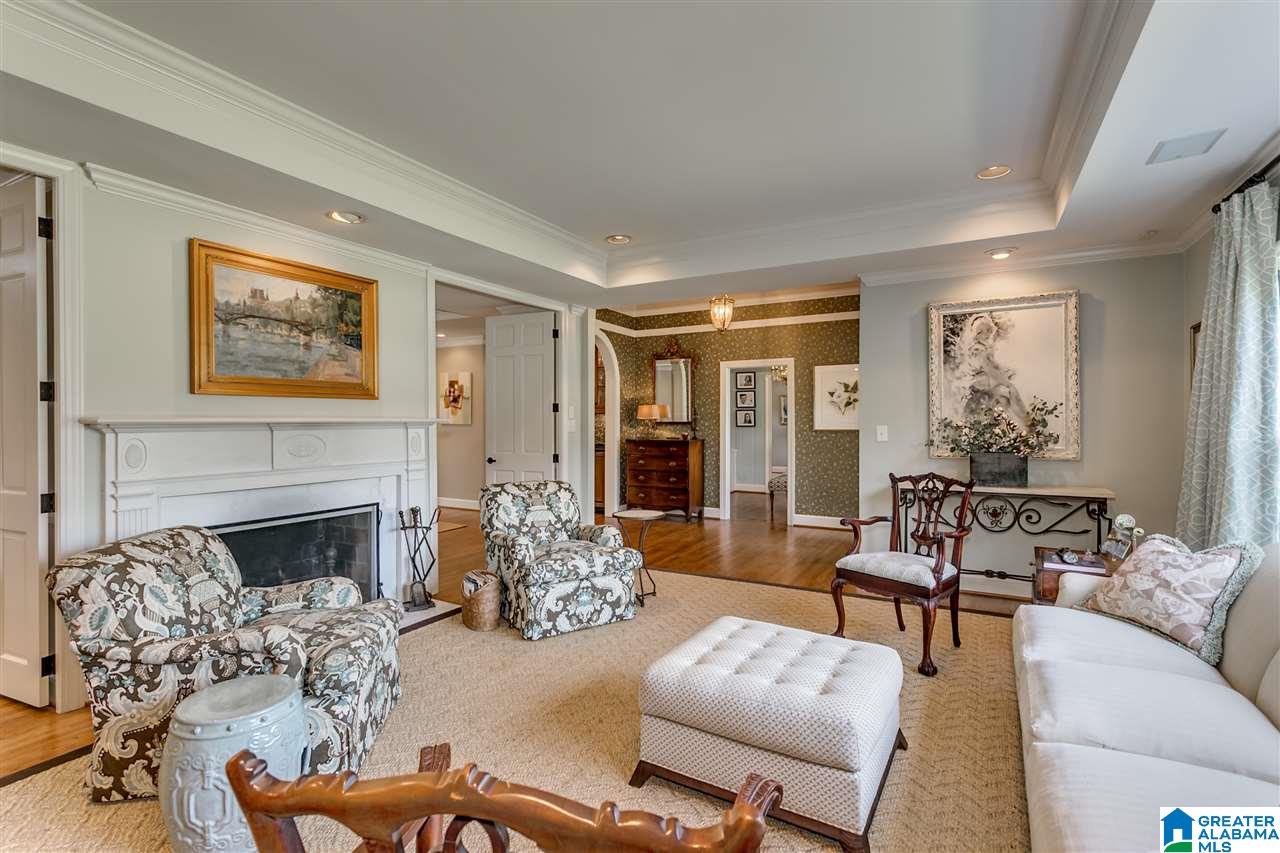 31 Woodhill Road Birmingham, AL 35213 - Photo 8 of 48