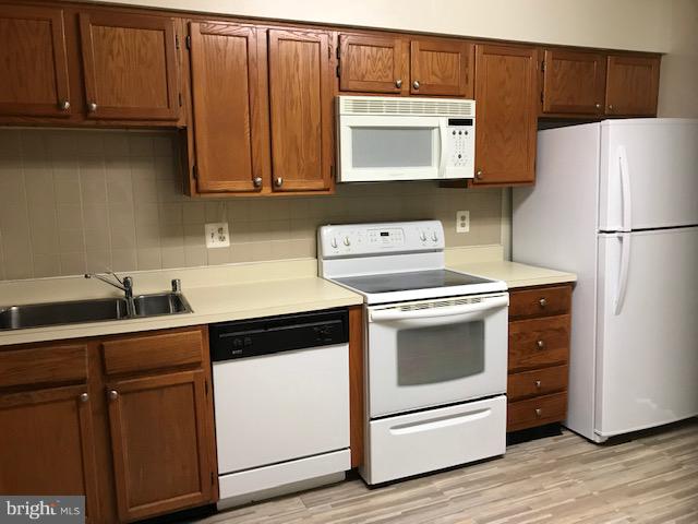 940 Riversedge Circle Annapolis, MD 21401 - Photo 11 of 21
