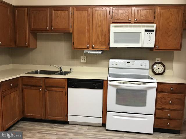 940 Riversedge Circle Annapolis, MD 21401 - Photo 9 of 21