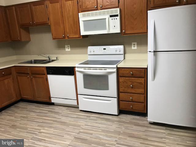940 Riversedge Circle Annapolis, MD 21401 - Photo 10 of 21