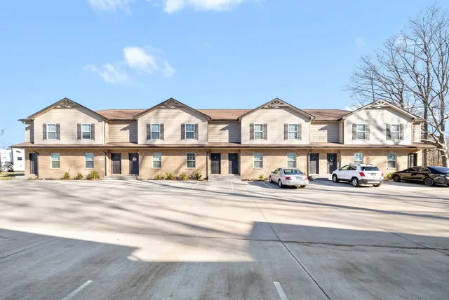 $1,000 | 264 Smithson Lane, Unit D, Clarksville, TN 37040