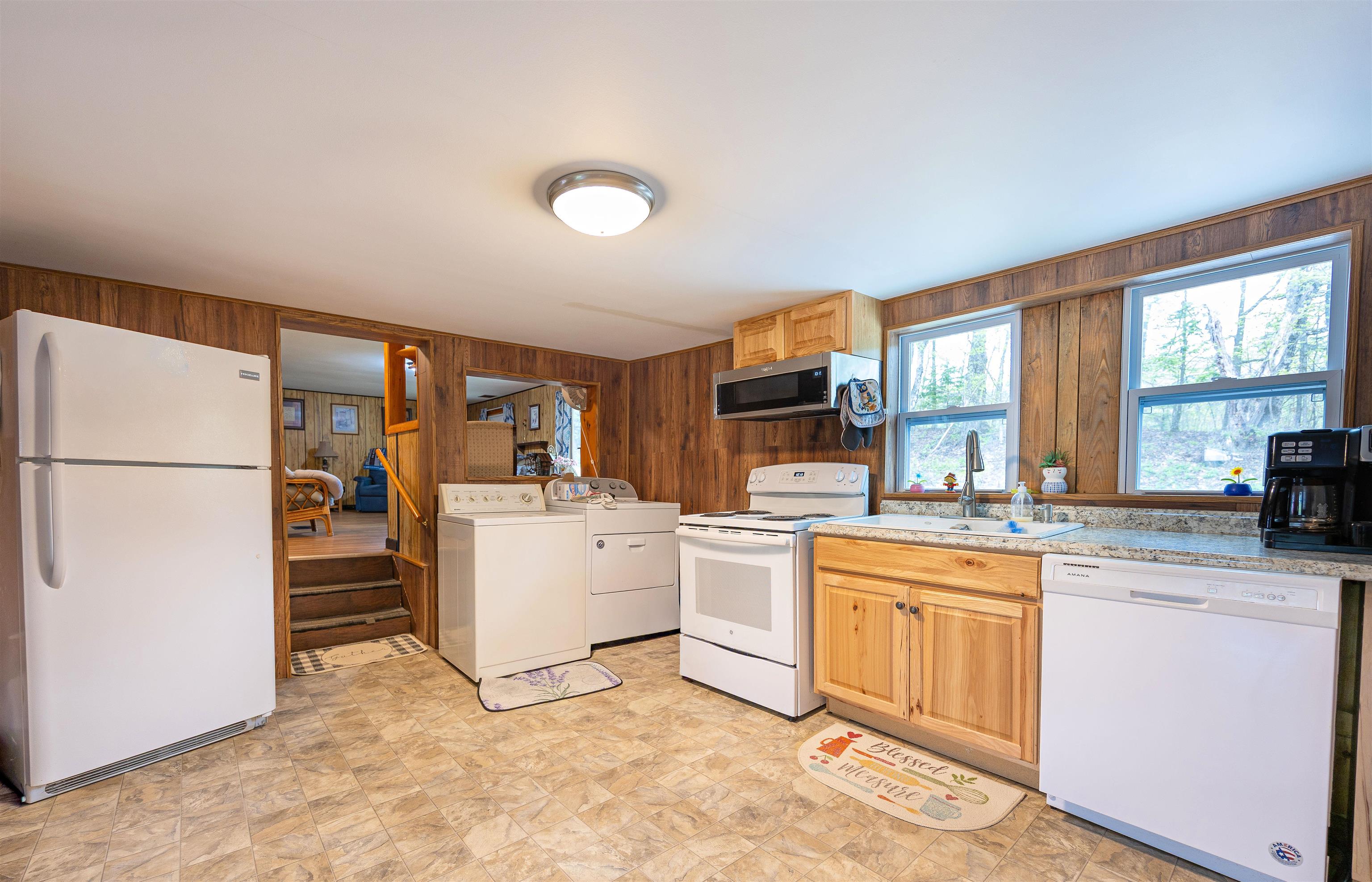 269 Suitor Road Waterford, VT 05819 - Photo 15 of 59 Gallery Image 15
