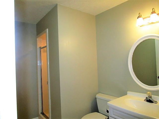 12 Andre Michaux Road Santee, SC 29142 - Photo 16 of 22 Guest Bath