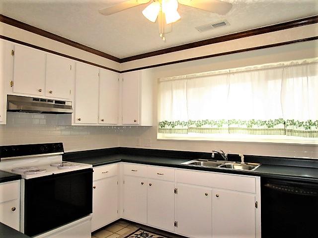 12 Andre Michaux Road Santee, SC 29142 - Photo 8 of 22 Spacious Kitchen