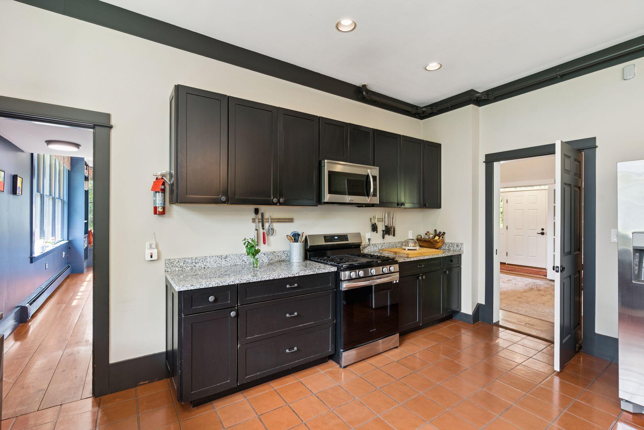 61 Fletcher Street Kennebunk, ME 04043 - Photo 25 of 81 61 Fletcher