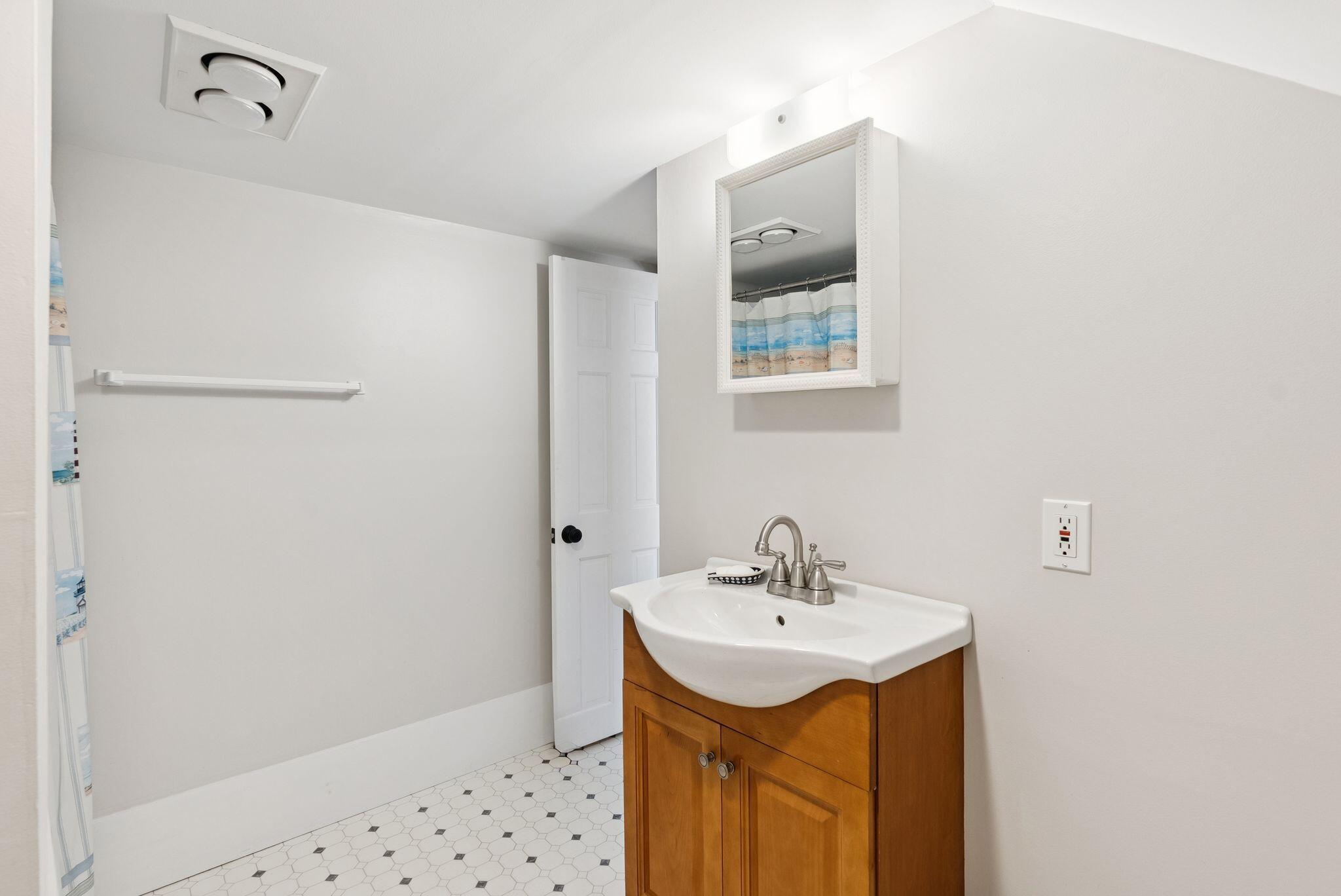 61 Fletcher Street Kennebunk, ME 04043 - Photo 71 of 81 61 Fletcher