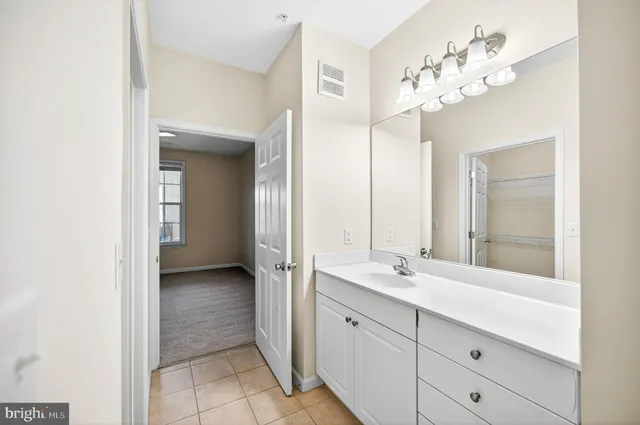 $410,000 | 16 Granite Place, Unit 280, Gaithersburg, MD 20878