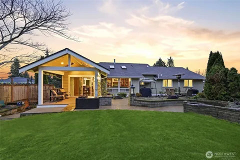 $1,075,000 | 17206 34th Place West, Lynnwood, WA 98037