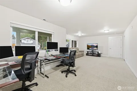 $1,075,000 | 17206 34th Place West, Lynnwood, WA 98037