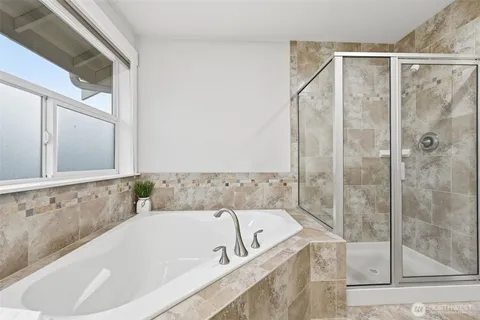 $1,075,000 | 17206 34th Place West, Lynnwood, WA 98037