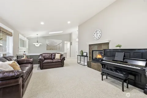 $1,075,000 | 17206 34th Place West, Lynnwood, WA 98037