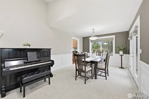 $1,075,000 | 17206 34th Place West, Lynnwood, WA 98037