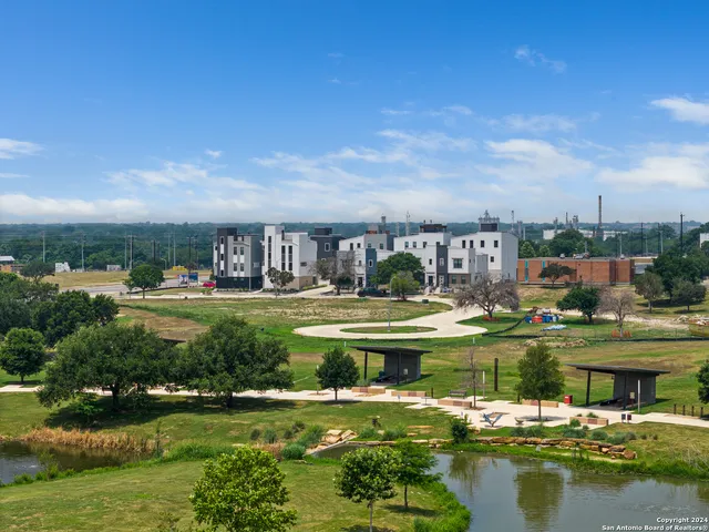 $340,000 | 7940 Kennedy Hill Drive, Unit 7, San Antonio, TX 78235