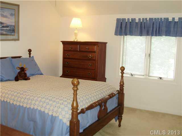 4666 Lake Shore Road North Denver, NC 28037 - Photo 9 of 16 Gallery Image 9