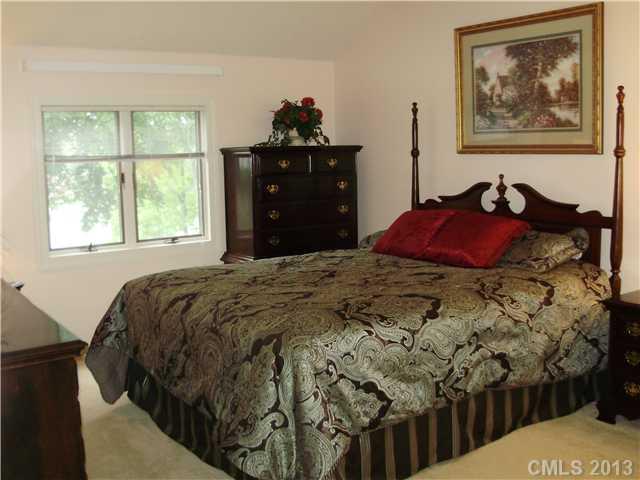 4666 Lake Shore Road North Denver, NC 28037 - Photo 10 of 16 Gallery Image 10
