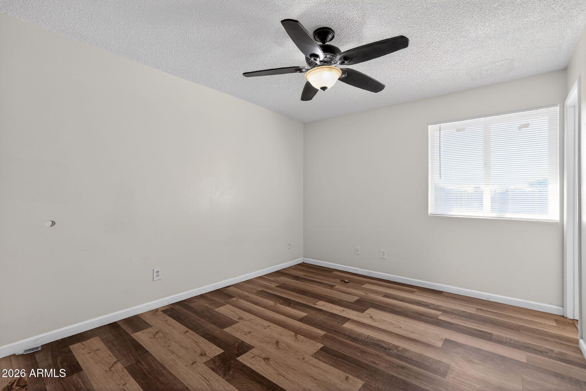 11624 North 25th Avenue Phoenix, AZ 85029 - Photo 14 of 21 document-75452f22-138c-4028-8dc5-6058780