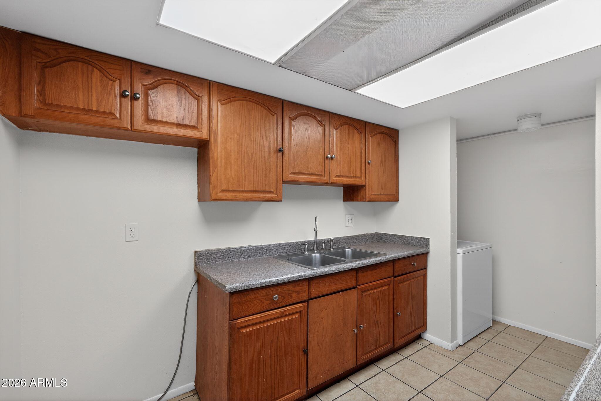 11624 North 25th Avenue Phoenix, AZ 85029 - Photo 2 of 21 document-01a55df5-2c5a-4422-8327-8c071ea