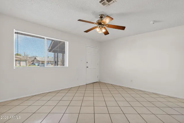 $2,400 | 11624 North 25th Avenue, Phoenix, AZ 85029