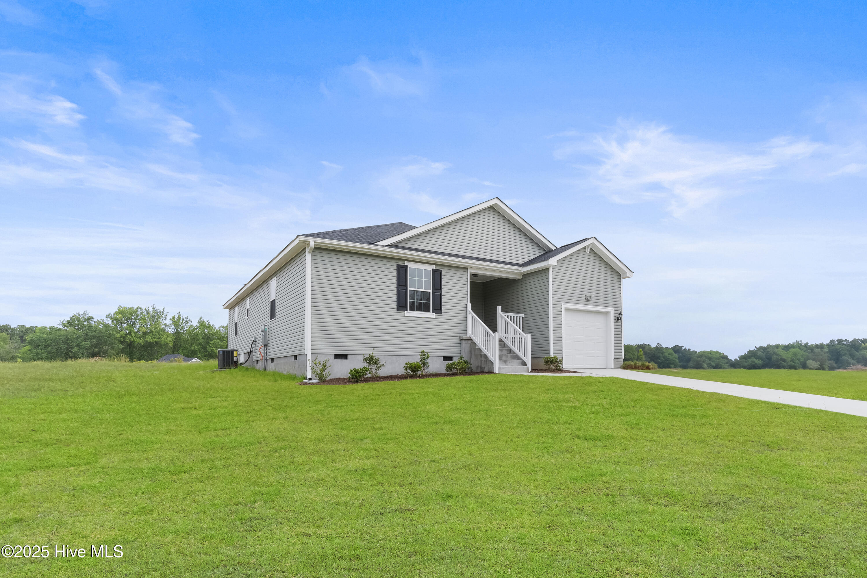 298 Deep River Road Aberdeen, NC 28315 - Photo 3 of 21 Ranch