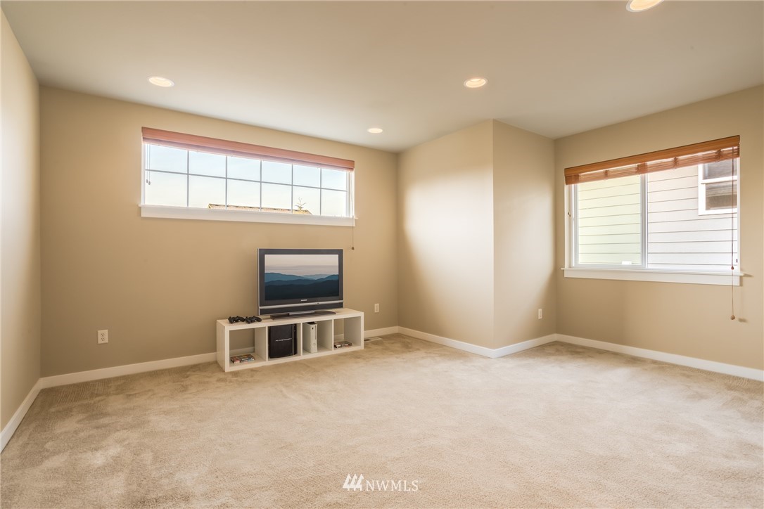 4020 167th Place Southeast Bothell, WA 98012 - Photo 19 of 25