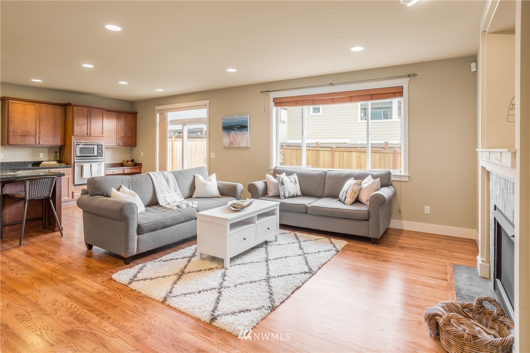 4020 167th Place Southeast Bothell, WA 98012 - Photo 4 of 25