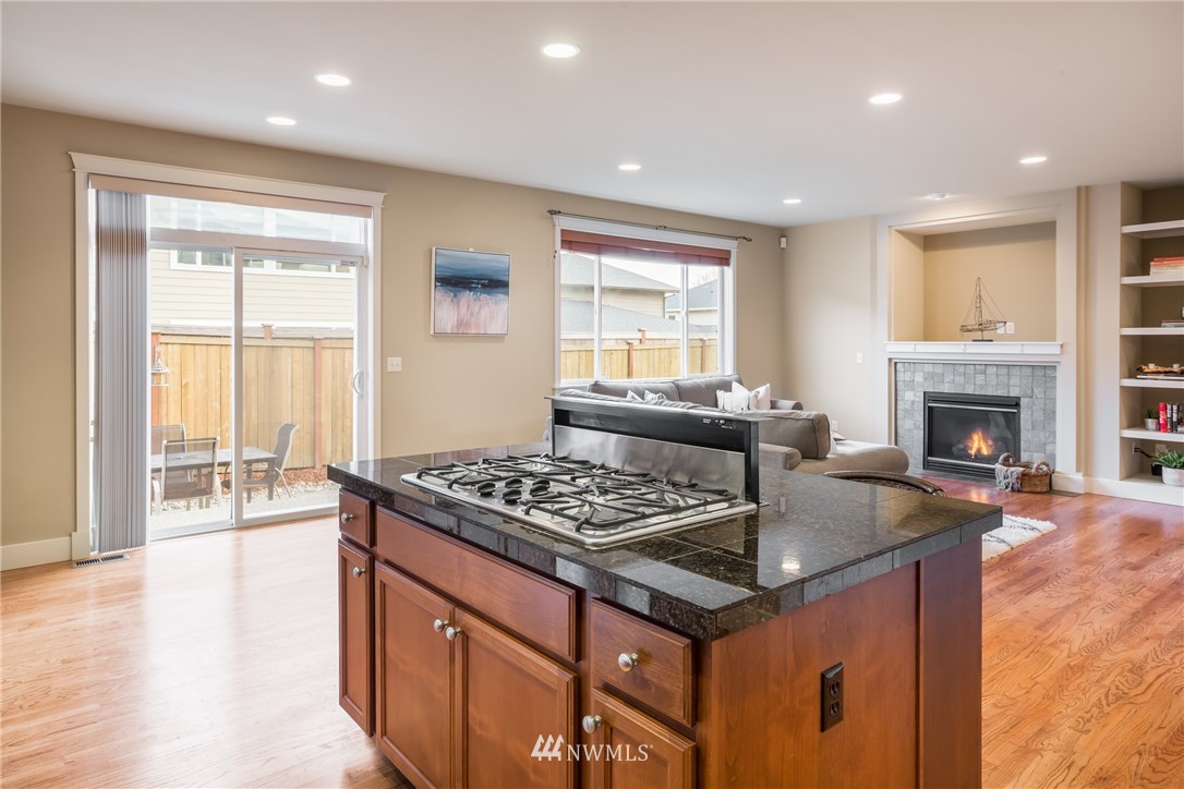 4020 167th Place Southeast Bothell, WA 98012 - Photo 7 of 25