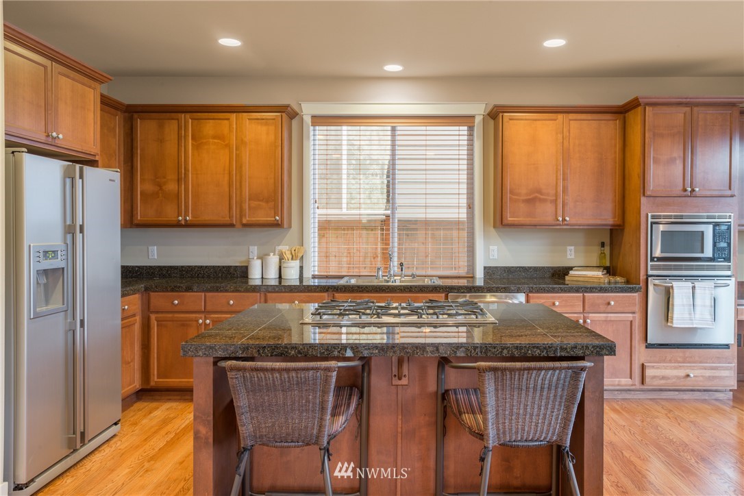 4020 167th Place Southeast Bothell, WA 98012 - Photo 8 of 25