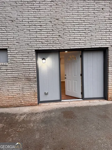 $369,990 | 736 Valley Creek Drive, Stone Mountain, GA 30083