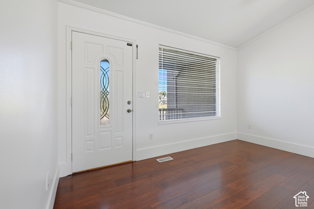 272 Wrangler Road Farmington, UT 84025 - Photo 3 of 27 Gallery Image 3