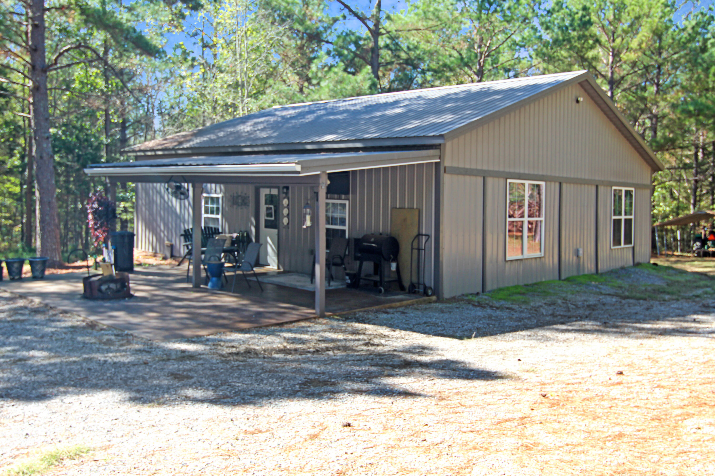425 East Unity Church Road Hardin, KY 42048 - Photo 2 of 33 Front