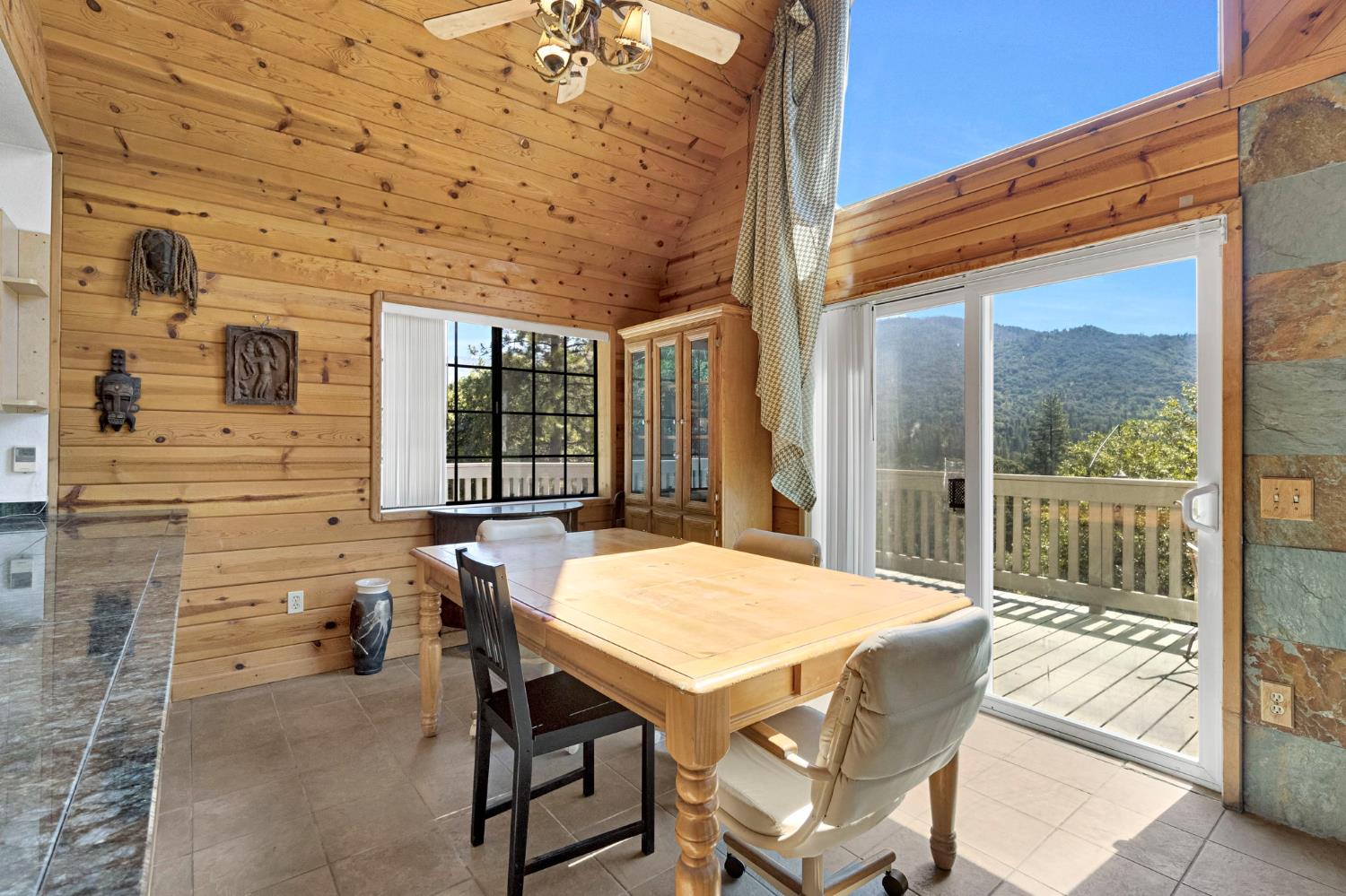 2471 Kokanee Road Mariposa, CA 95338 - Photo 10 of 40