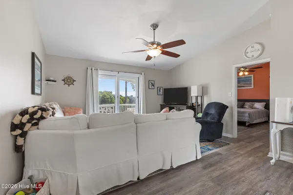 $869,000 | 4804 Emerald Drive, Emerald Isle, NC 28594
