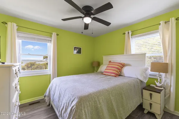 $869,000 | 4804 Emerald Drive, Emerald Isle, NC 28594