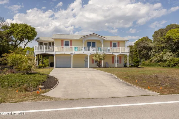 $869,000 | 4804 Emerald Drive, Emerald Isle, NC 28594