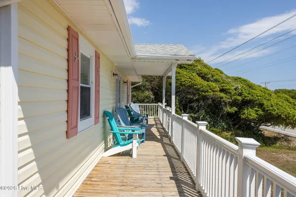 $869,000 | 4804 Emerald Drive, Emerald Isle, NC 28594